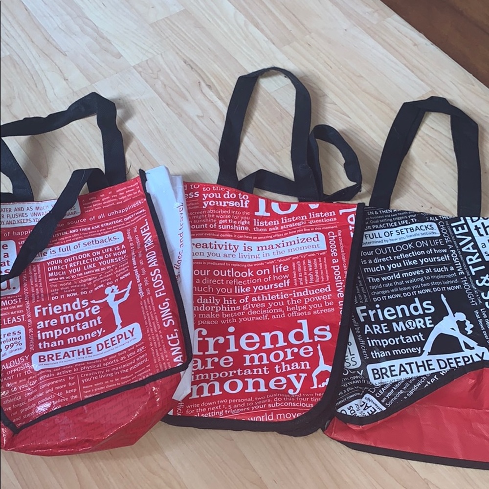 Lululemon tote bags
